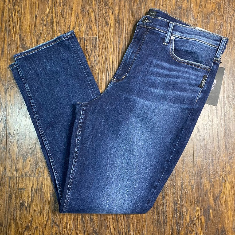 NWT Silver Jeans Plus Calley Straight Leg Jeans